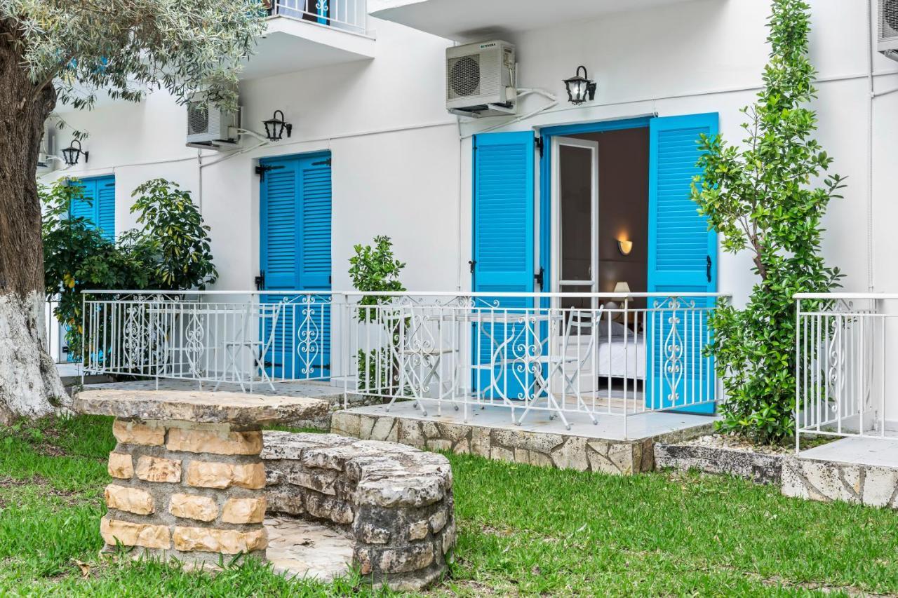 Oceanis Rooms Mikros Gialos Buitenkant foto